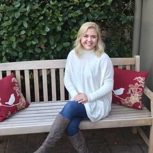 Meet your Posher, Monica